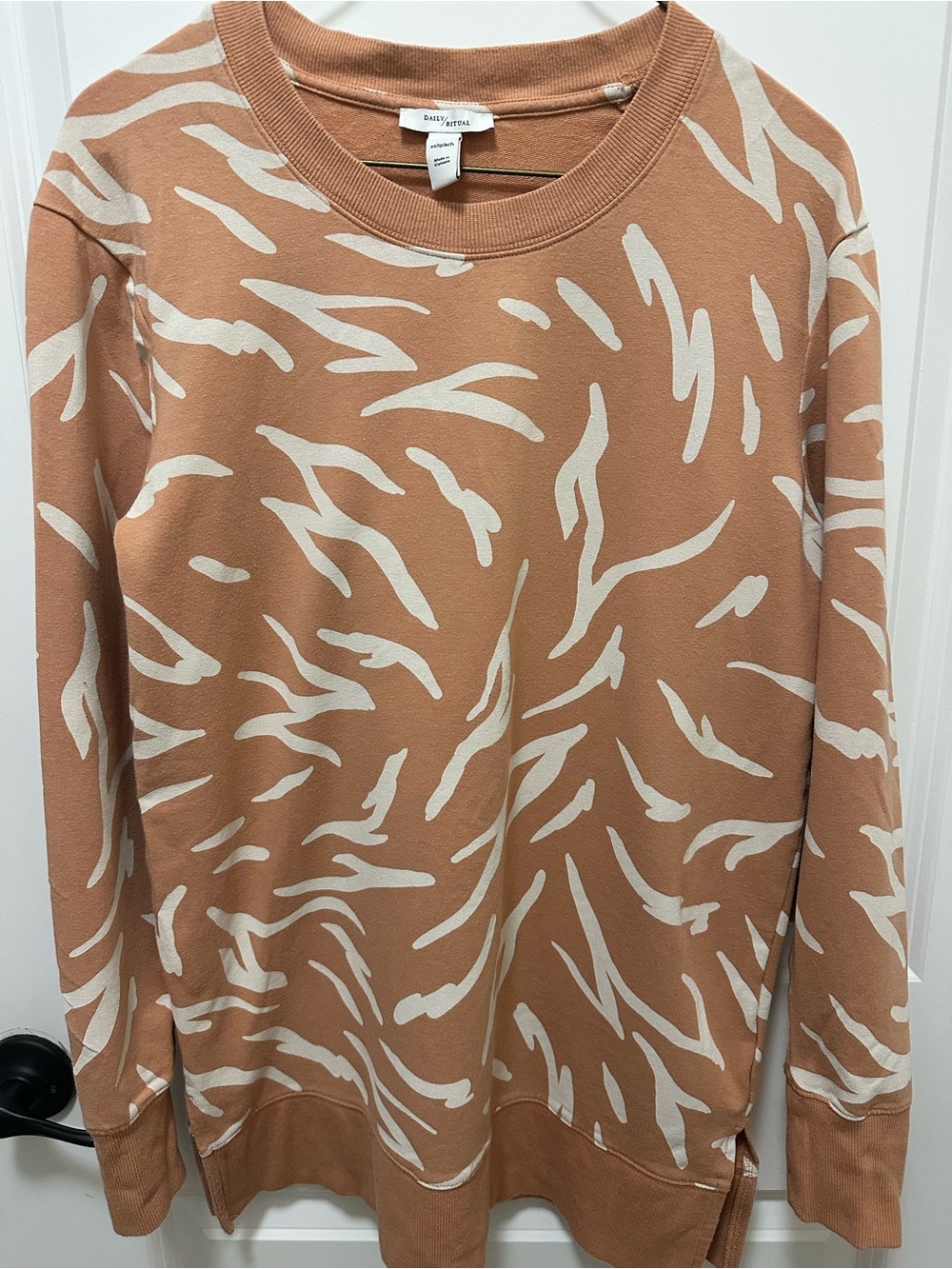 Daily Rituals  Terra cotta  and cream abstract print crewneck sweatshirt